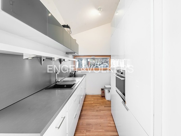 Pronájem rodinného domu 140 m², pozemek 154 m² - foto 3