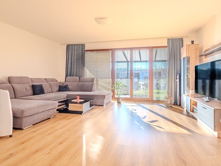 Pronájem rodinného domu 105 m², pozemek 203 m² - foto 3