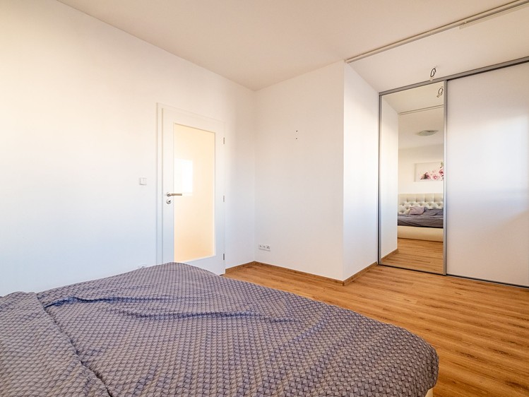 Pronájem rodinného domu 105 m², pozemek 203 m² - foto 7
