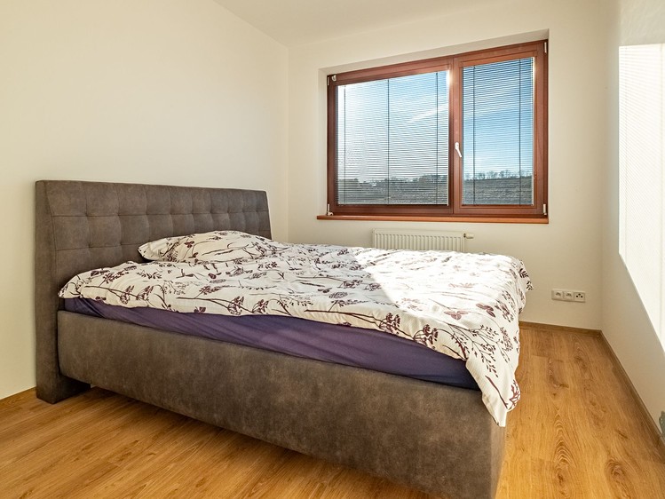 Pronájem rodinného domu 105 m², pozemek 203 m² - foto 8