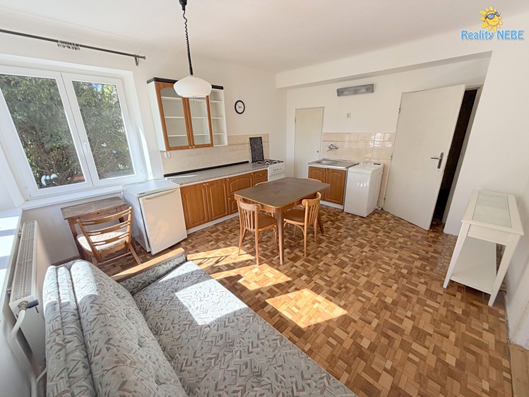 Pronájem rodinného domu 150 m², pozemek 1 633 m² - foto 6