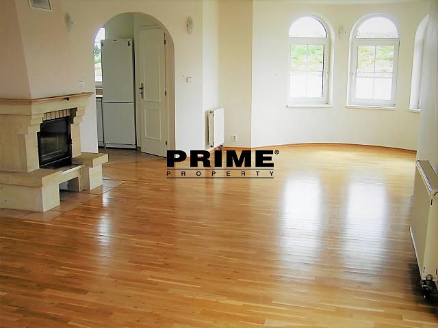 Pronájem rodinného domu 400 m², pozemek 997 m² - foto 2
