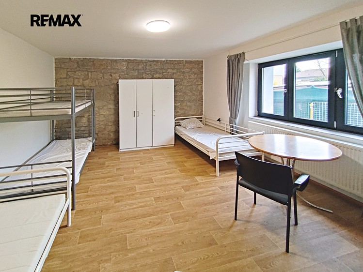 Pronájem rodinného domu 164 m², pozemek 190 m² - foto 3