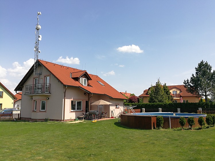 Pronájem rodinného domu 180 m², pozemek 950 m² - foto 4