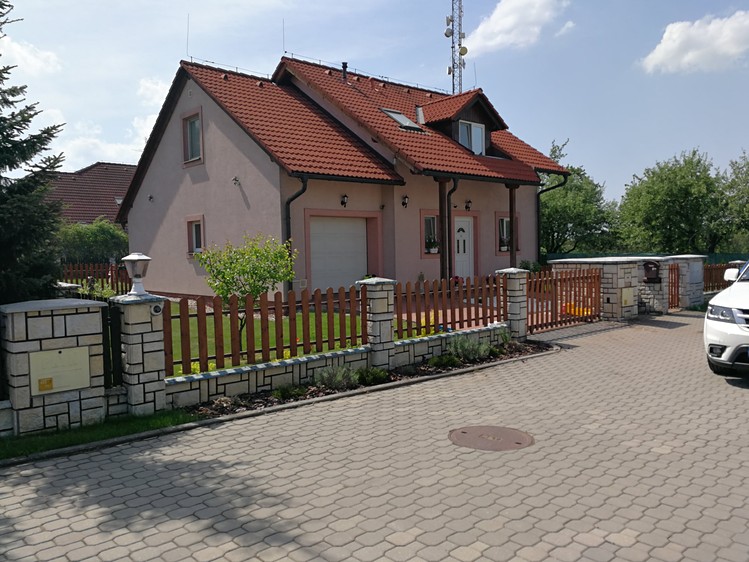 Pronájem rodinného domu 180 m², pozemek 950 m² - foto 5