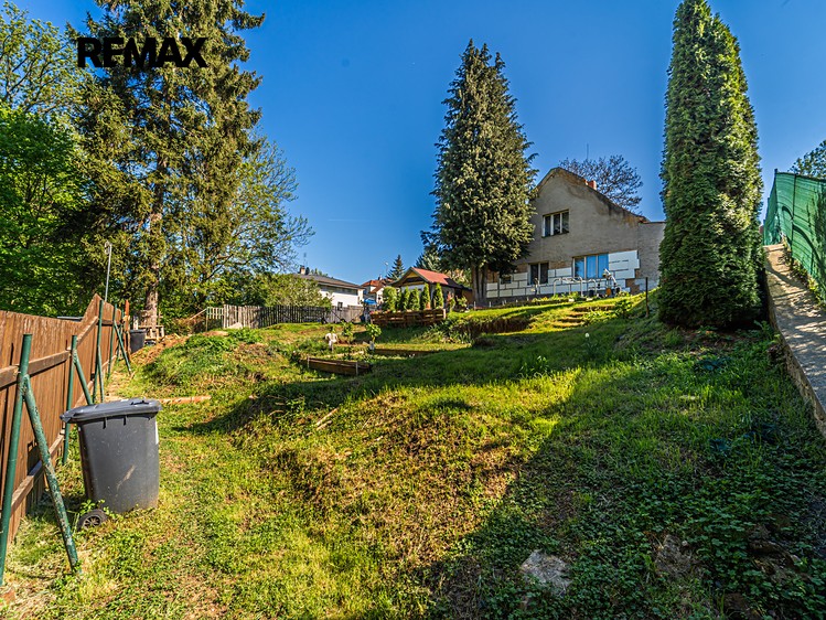 Pronájem vícegeneračního domu 195 m², pozemek 862 m² - foto 7