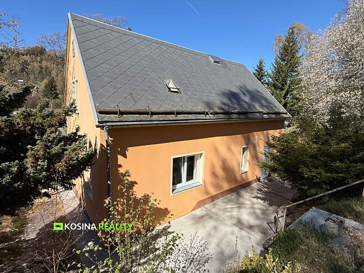 Pronájem rodinného domu 168 m², pozemek 642 m² - foto 3