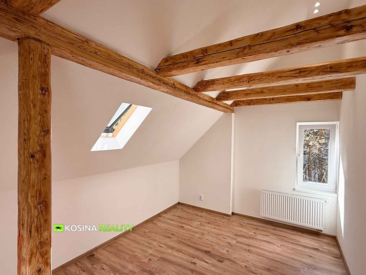 Pronájem rodinného domu 168 m², pozemek 642 m² - foto 6