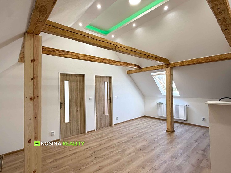 Pronájem rodinného domu 168 m², pozemek 642 m² - foto 7