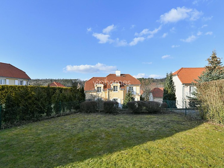 Pronájem vily 197 m², pozemek 408 m² - foto 4