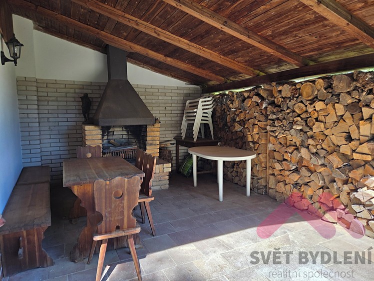 Pronájem rodinného domu 360 m², pozemek 700 m² - foto 7