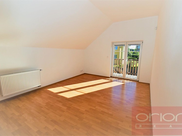 Pronájem rodinného domu 200 m², pozemek 500 m² - foto 6