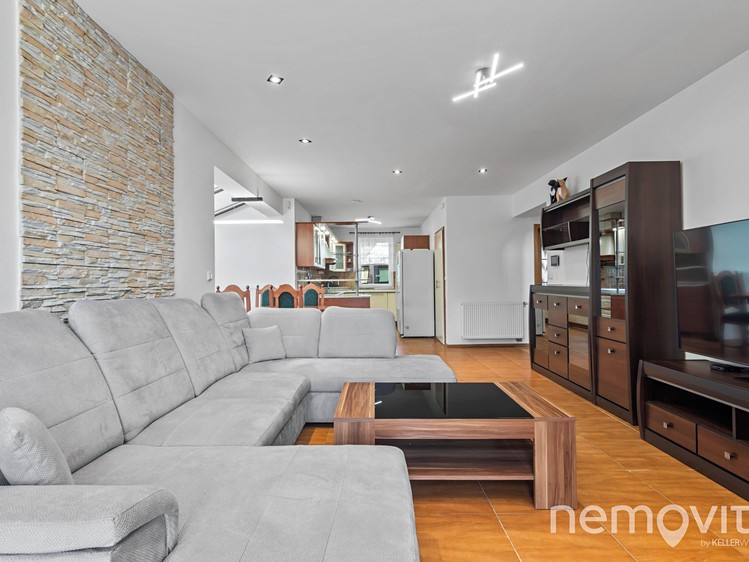 Pronájem rodinného domu 281 m², pozemek 1 010 m² - foto 6