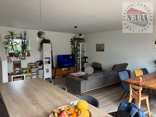 Pronájem rodinného domu 144 m², pozemek 255 m² - foto 6