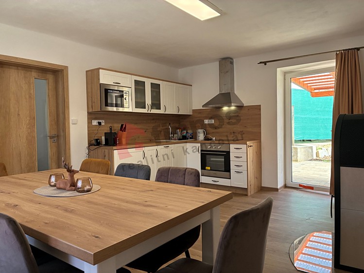 Pronájem rodinného domu 100 m², pozemek 430 m² - foto 2