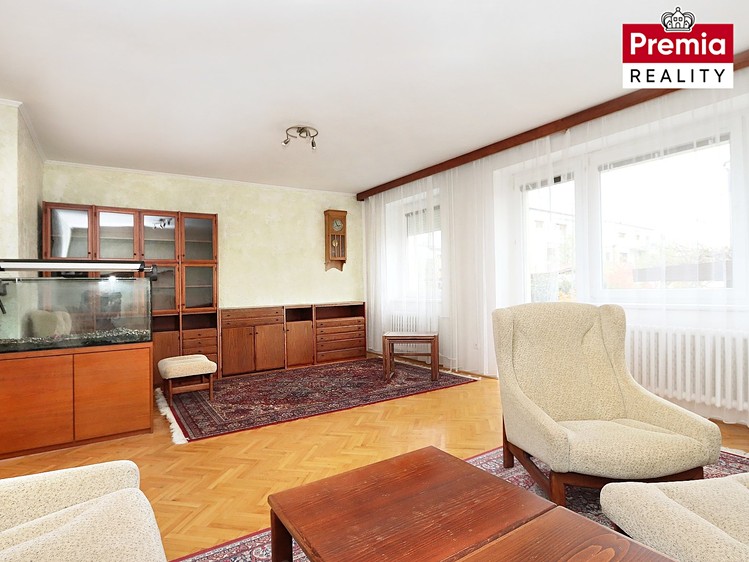 Pronájem rodinného domu 210 m², pozemek 249 m² - foto 2