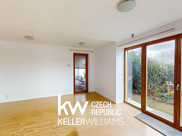 Pronájem rodinného domu 180 m², pozemek 320 m² - foto 3