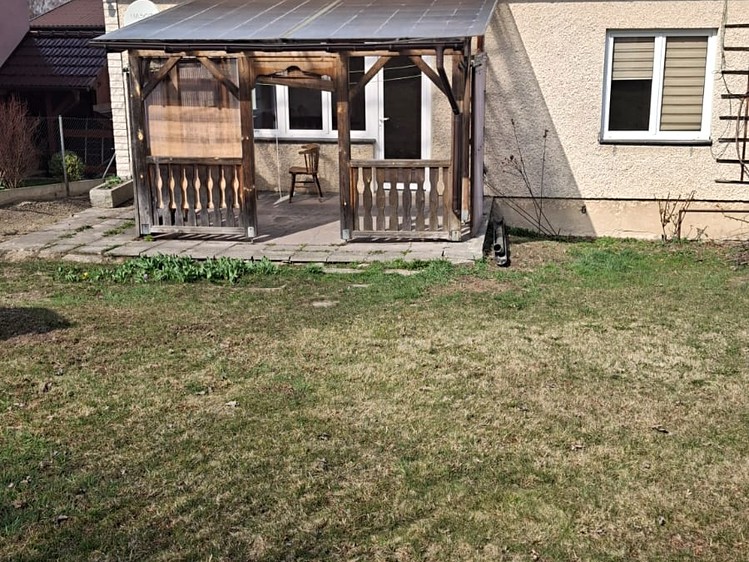 Pronájem rodinného domu 174 m², pozemek 550 m² - foto 2