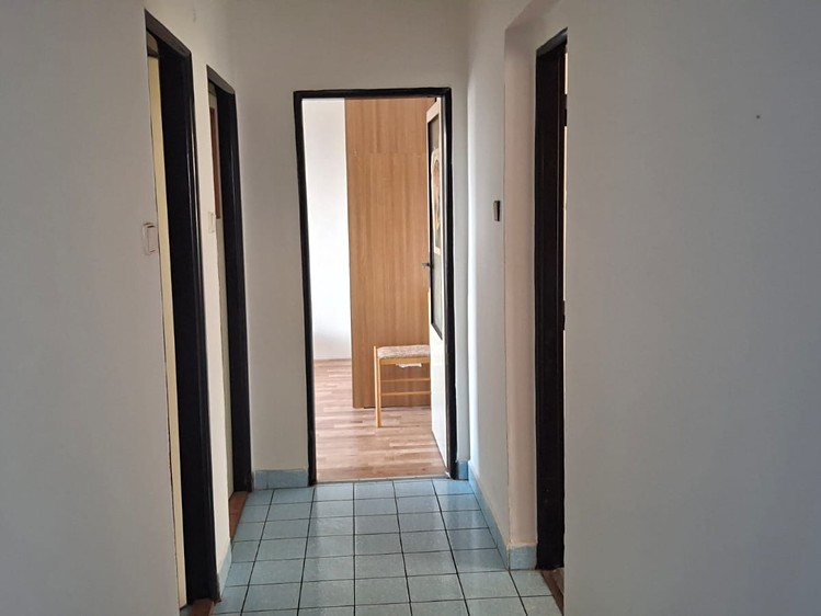 Pronájem rodinného domu 174 m², pozemek 550 m² - foto 8