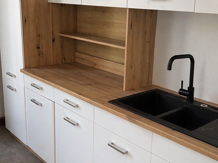 Pronájem rodinného domu 180 m², pozemek 650 m² - foto 4