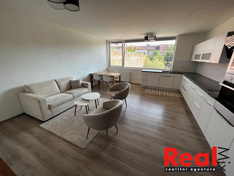 Pronájem  rodinného domu 130 m², pozemek 248 m² - foto 6