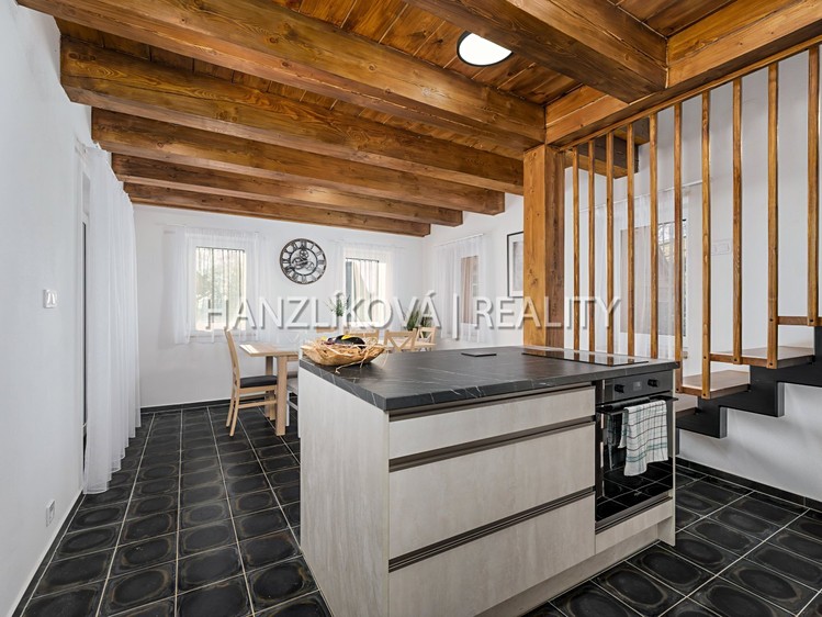 Pronájem chalupy 156 m², pozemek 1 381 m² - foto 4
