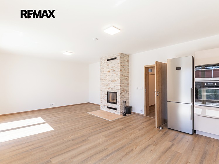Pronájem rodinného domu 107 m², pozemek 124 m² - foto 5