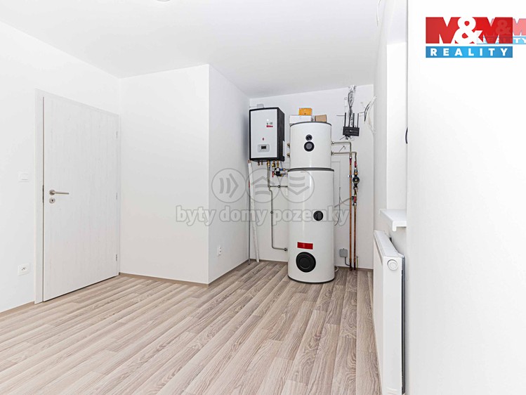 Pronájem  rodinného domu 164 m², pozemek 557 m² - foto 7