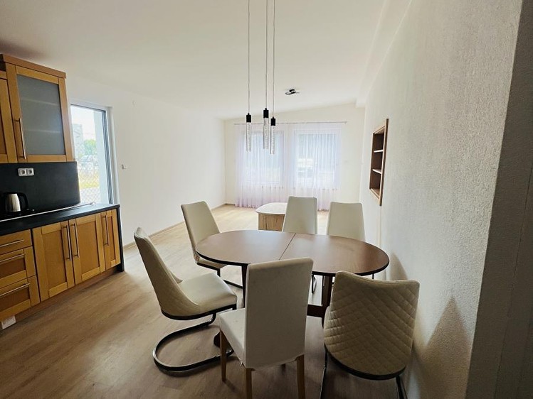 Pronájem rodinného domu 100 m², pozemek 150 m² - foto 6