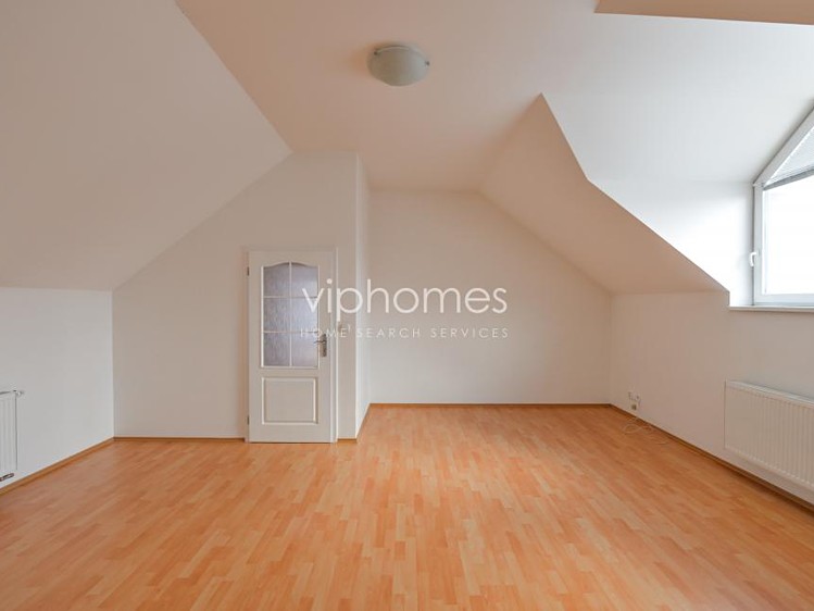 Pronájem vily 200 m², pozemek 644 m² - foto 7