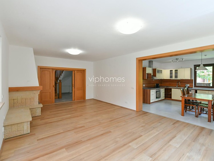 Pronájem vily 370 m², pozemek 890 m² - foto 5