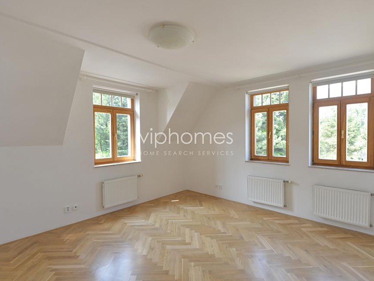 Pronájem vily 250 m², pozemek 606 m² - foto 8