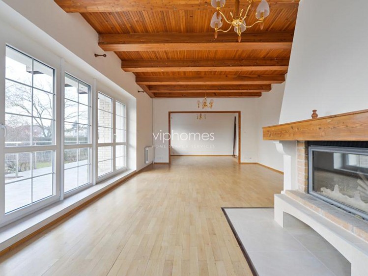 Pronájem vily 350 m², pozemek 745 m² - foto 3