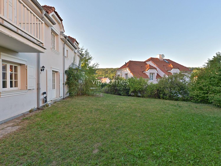 Pronájem  rodinného domu 360 m², pozemek 689 m² - foto 6