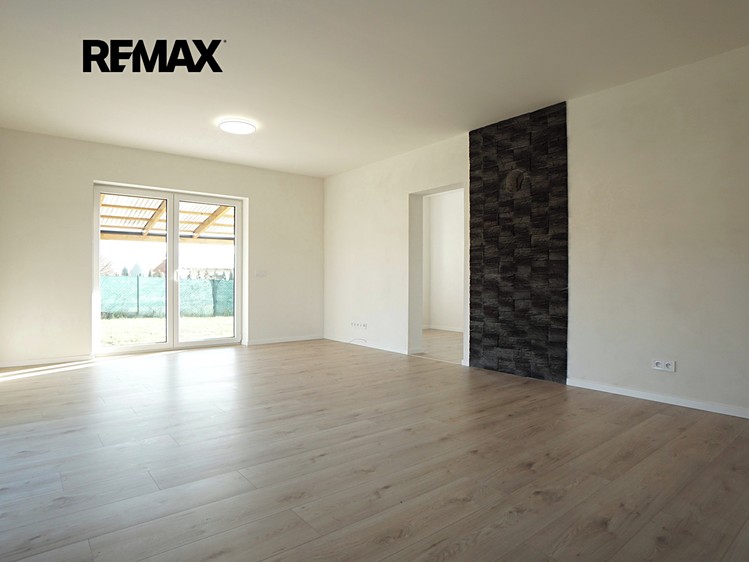 Pronájem rodinného domu 108 m², pozemek 527 m² - foto 6