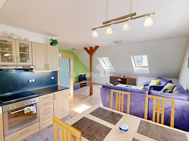 Pronájem  vily 212 m², pozemek 958 m² - foto 4