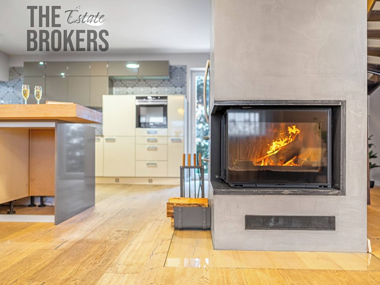 Pronájem rodinného domu 300 m², pozemek 858 m² - foto 6