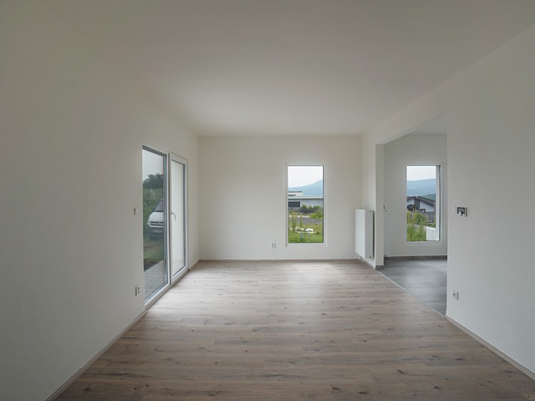Pronájem rodinného domu 96 m², pozemek 370 m² - foto 3
