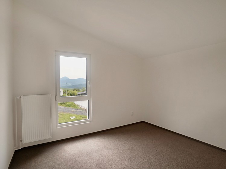 Pronájem rodinného domu 96 m², pozemek 370 m² - foto 7