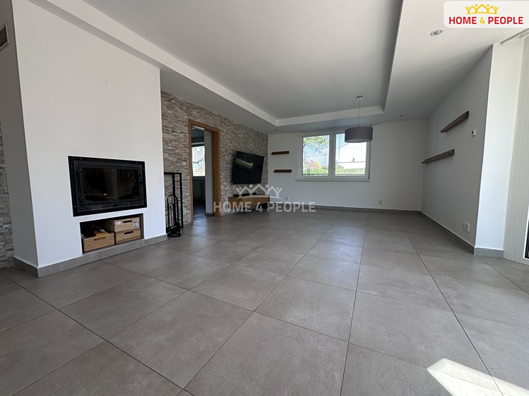 Pronájem rodinného domu 185 m², pozemek 983 m² - foto 6