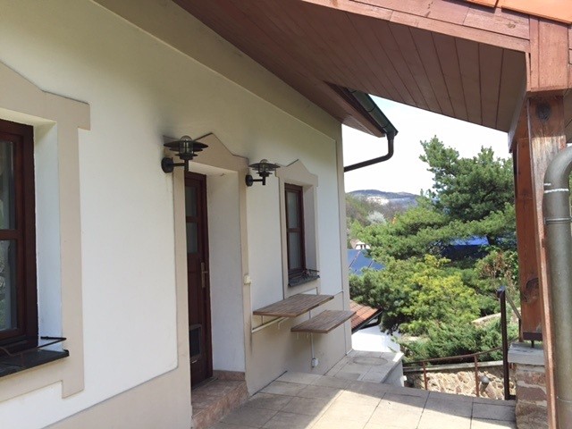 Pronájem rodinného domu 110 m², pozemek 400 m² - foto 1