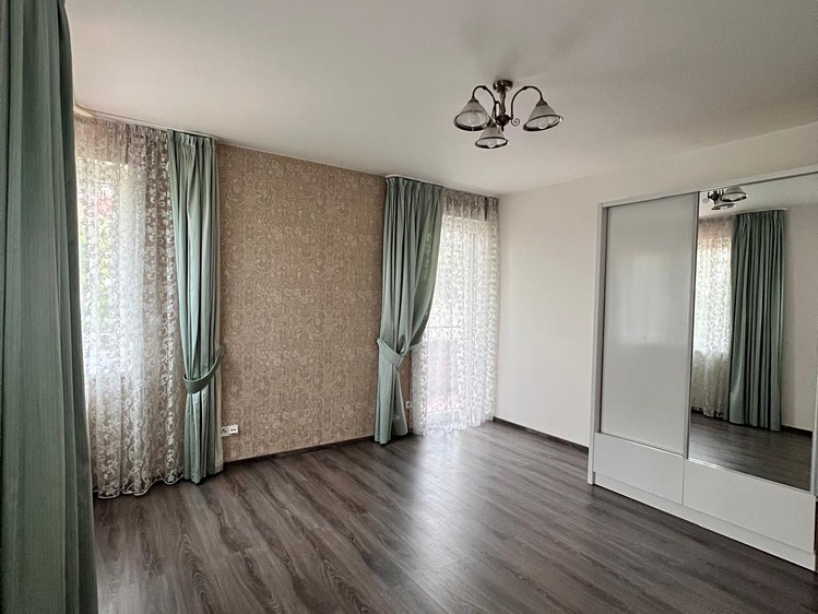 Pronájem  rodinného domu 200 m², pozemek 800 m² - foto 8