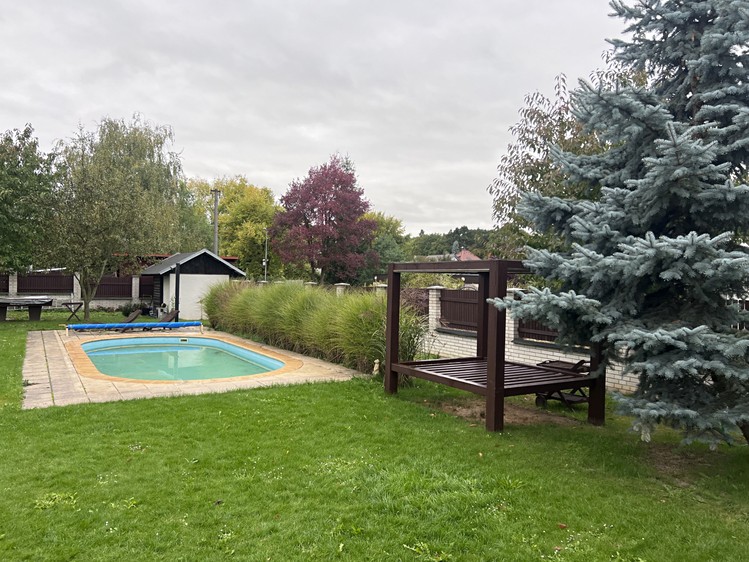 Pronájem rodinného domu 160 m², pozemek 800 m² - foto 2