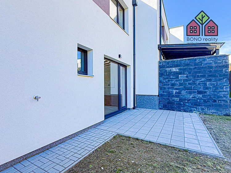 Pronájem rodinného domu 160 m², pozemek 308 m² - foto 7