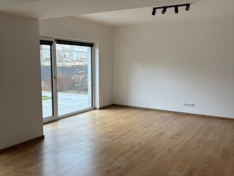 Pronájem rodinného domu 120 m², pozemek 20 m² - foto 3