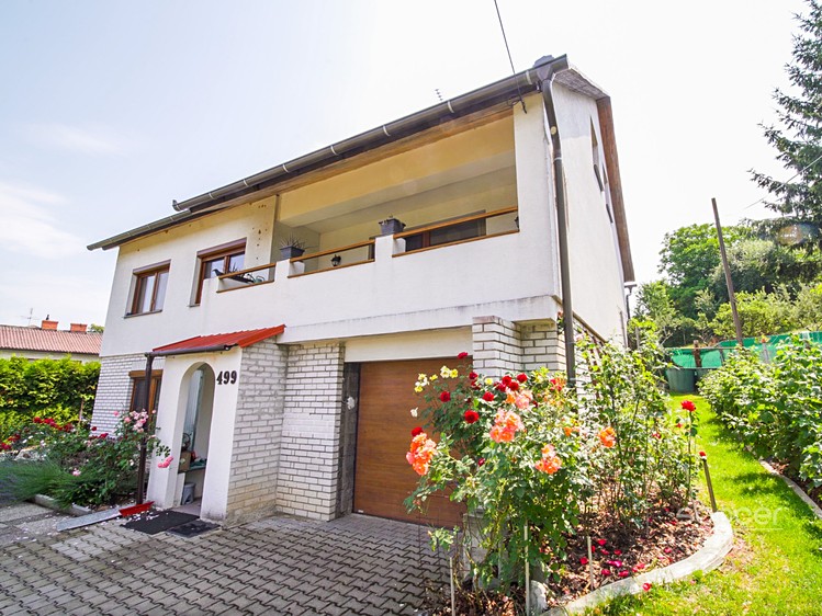 Pronájem rodinného domu 180 m², pozemek 1 000 m² - foto 1