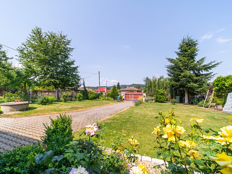 Pronájem rodinného domu 180 m², pozemek 1 000 m² - foto 6