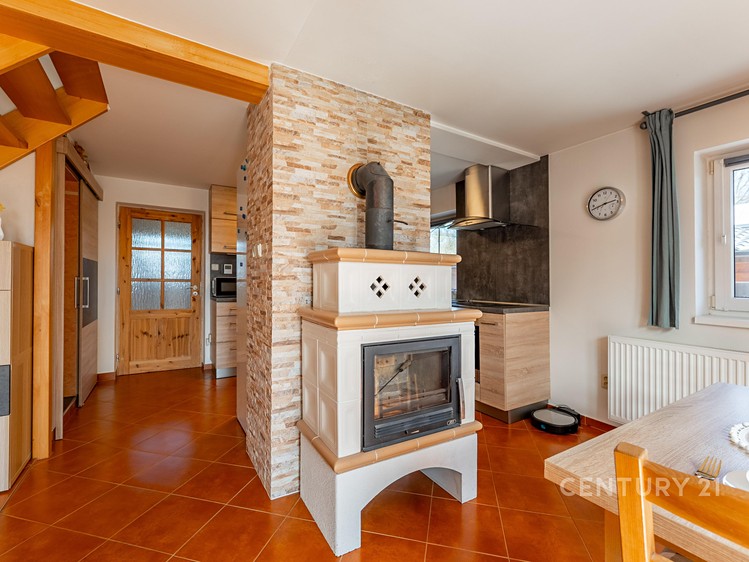 Pronájem rodinného domu 120 m², pozemek 347 m² - foto 1