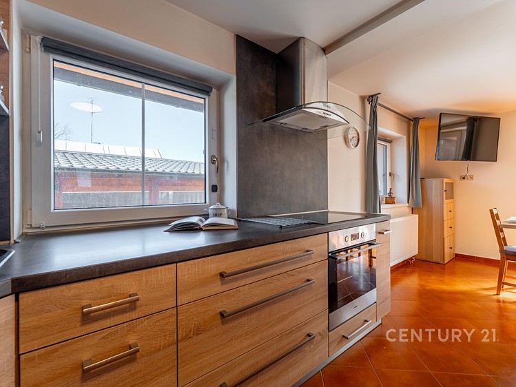 Pronájem rodinného domu 120 m², pozemek 347 m² - foto 4