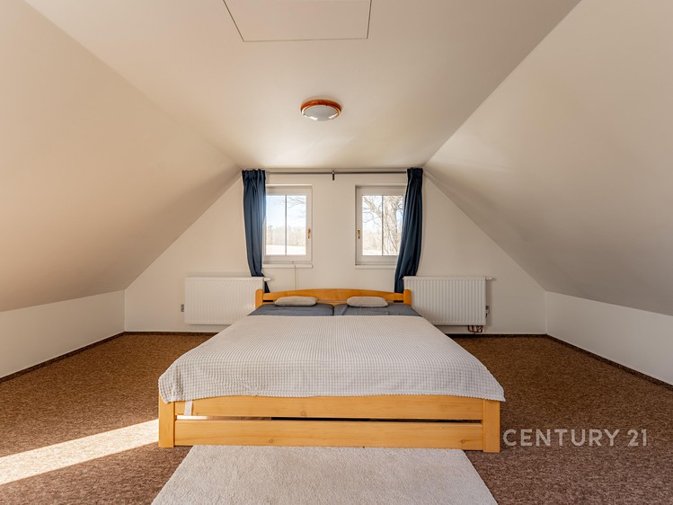 Pronájem rodinného domu 120 m², pozemek 347 m² - foto 8